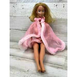 Vtg Mattel Barbie 1966 Taiwan Blonde Blue Eyes Pink Outfit Button On Back